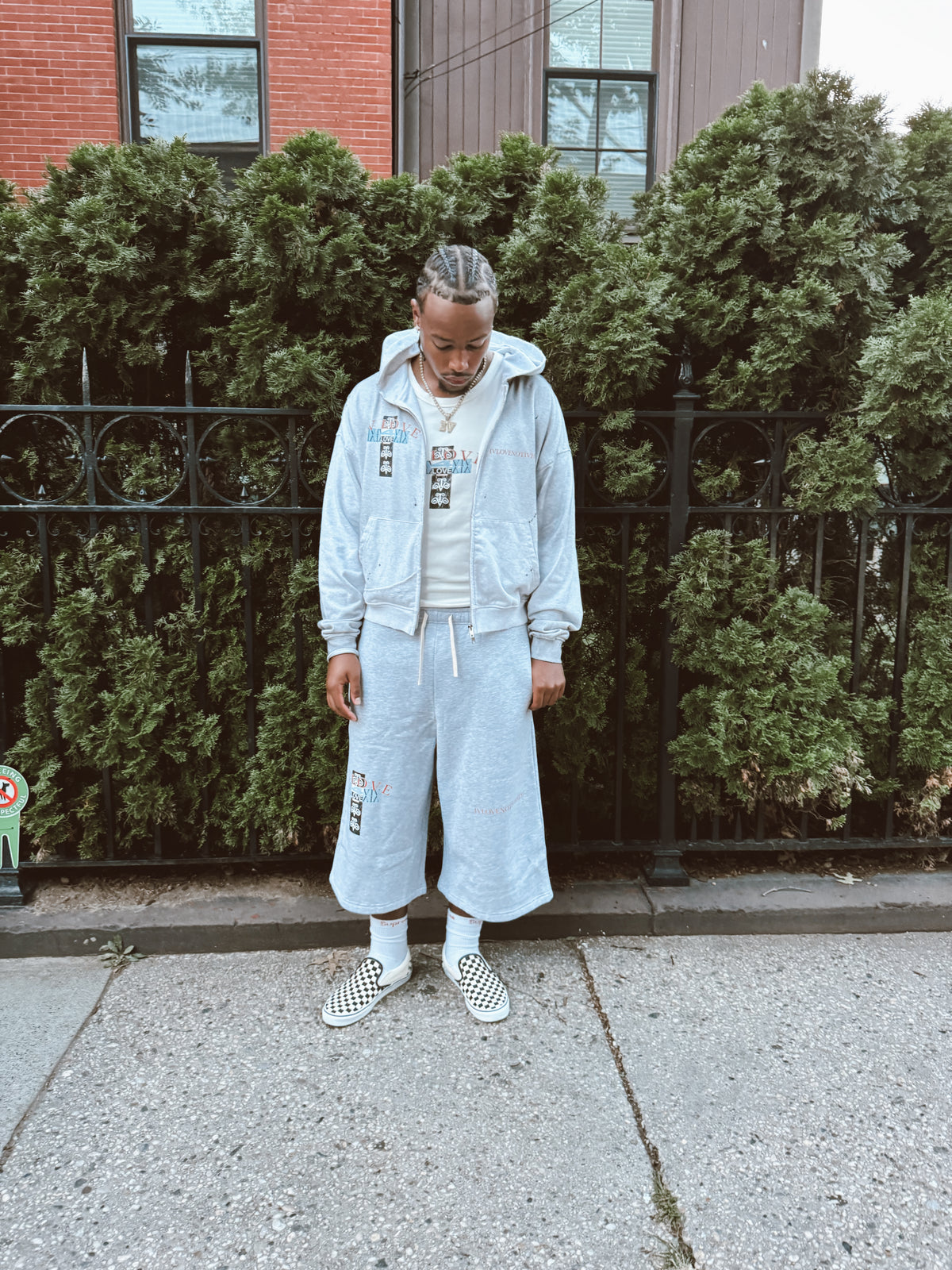 Vol 1. Three-quarter Sweats